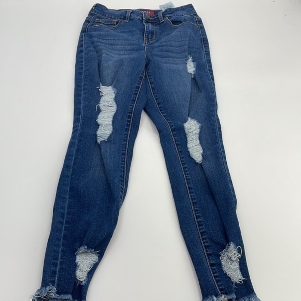 UEC Guess medium rise distressed cropped skinny jeans size 25